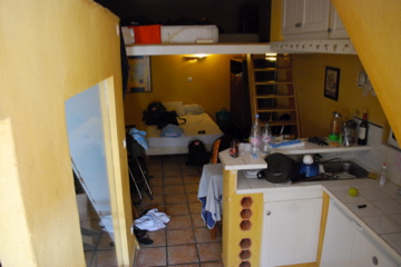 Our first room at Le Cigale Et La Fourmi, in Marseille